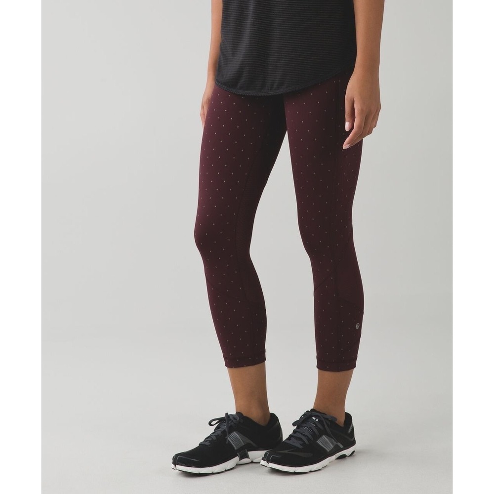 Lululemon Speed Up Crop Leggings 21 Burgundy Reflective Dot Womens Size 6 Maroon